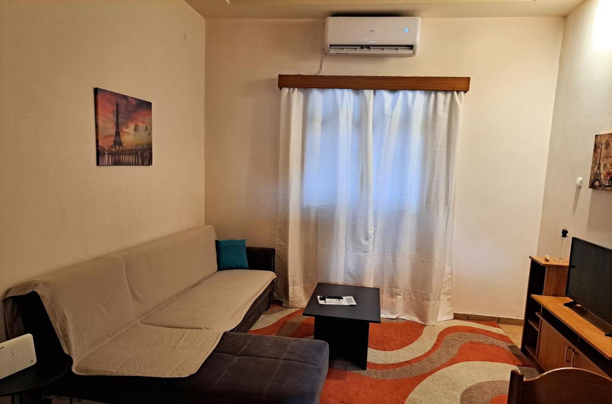 Appartamento House With Yard Subway 5Min Walk Atene Esterno foto