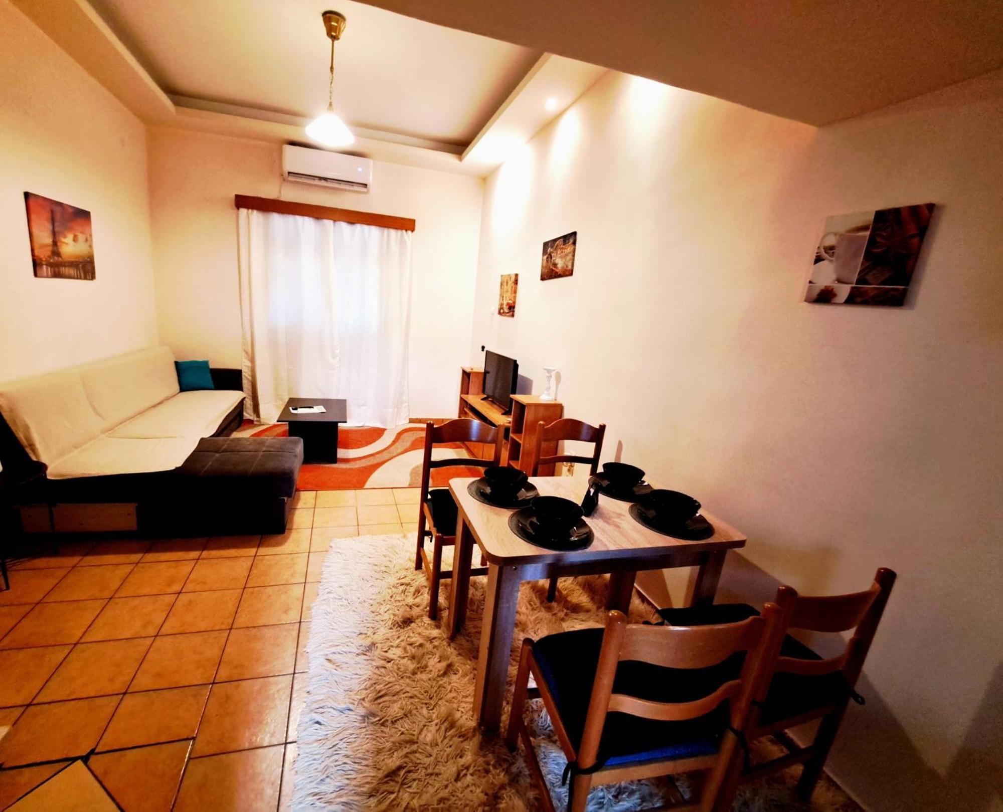 Appartamento House With Yard Subway 5Min Walk Atene Esterno foto