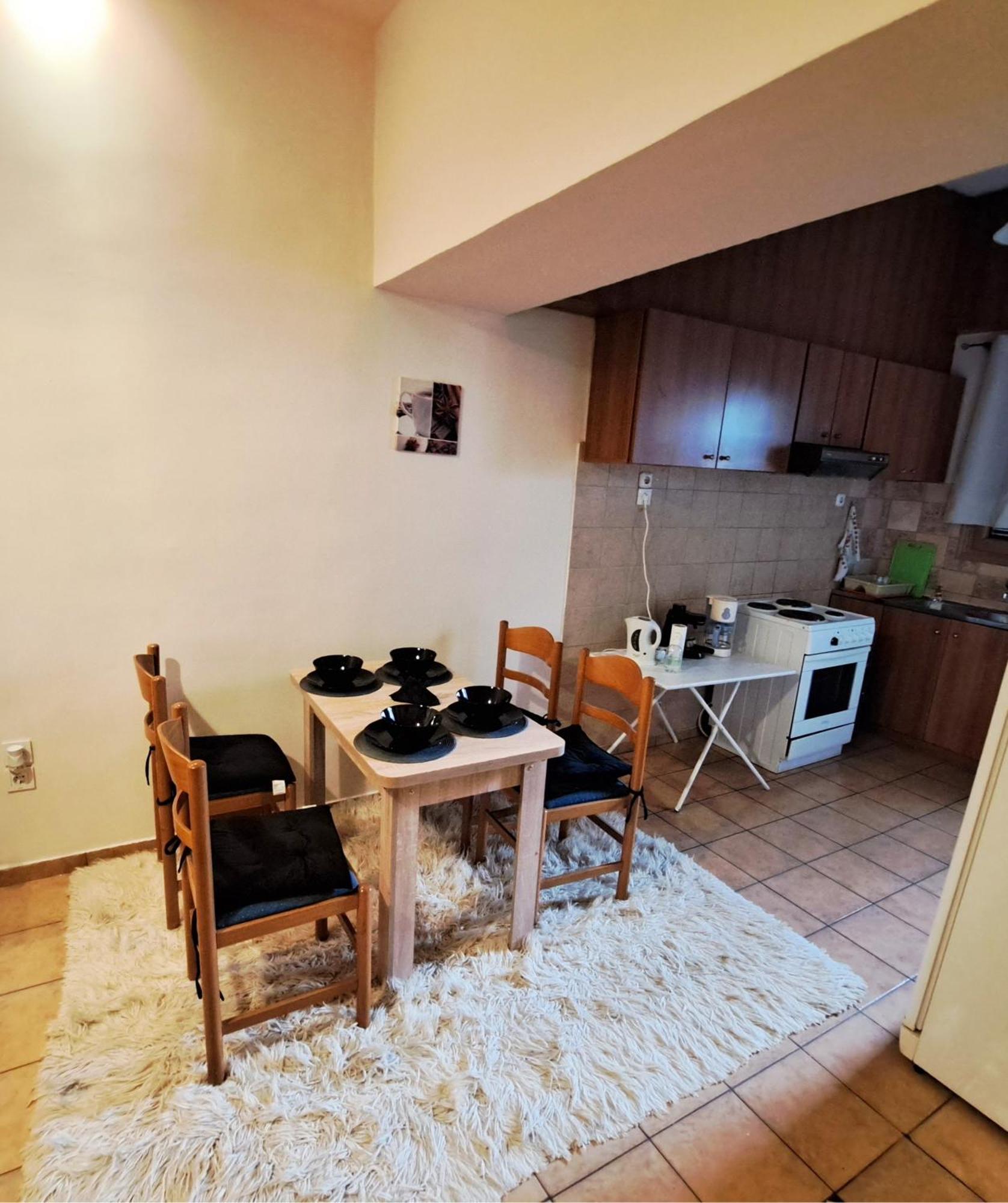 Appartamento House With Yard Subway 5Min Walk Atene Esterno foto