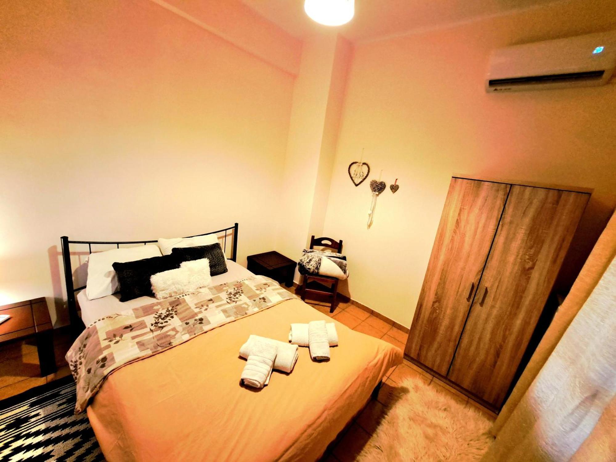 Appartamento House With Yard Subway 5Min Walk Atene Esterno foto