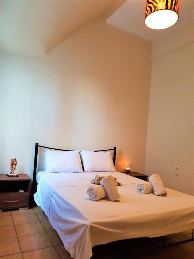 Appartamento House With Yard Subway 5Min Walk Atene Esterno foto