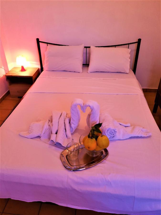 Appartamento House With Yard Subway 5Min Walk Atene Esterno foto